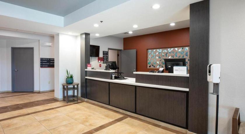 Candlewood Suites Saint Joseph By Ihg Экстерьер фото