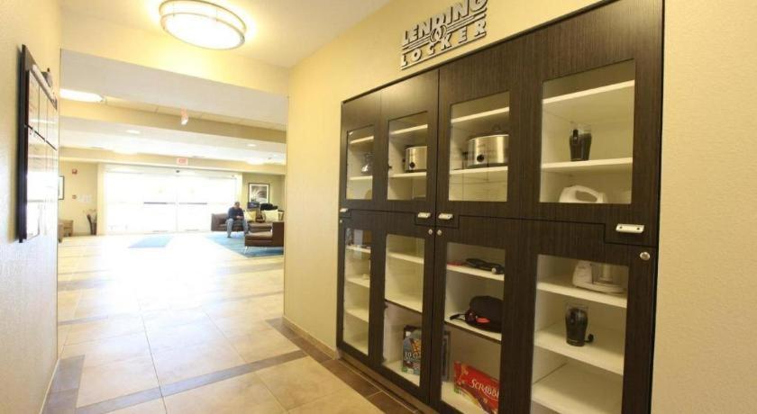 Candlewood Suites Saint Joseph By Ihg Экстерьер фото