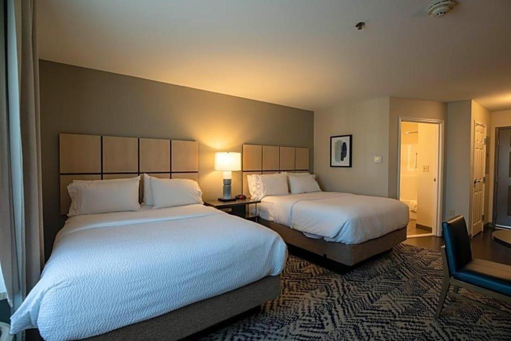 Candlewood Suites Saint Joseph By Ihg Экстерьер фото