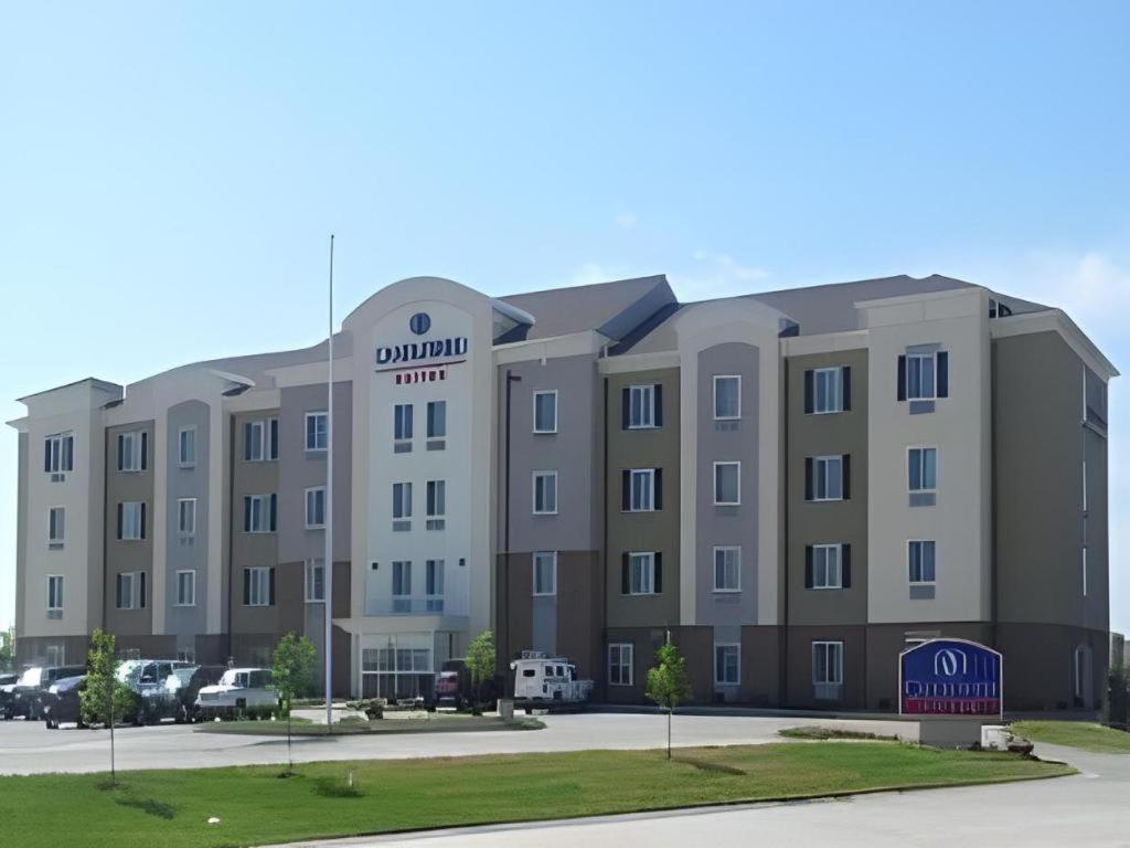 Candlewood Suites Saint Joseph By Ihg Экстерьер фото