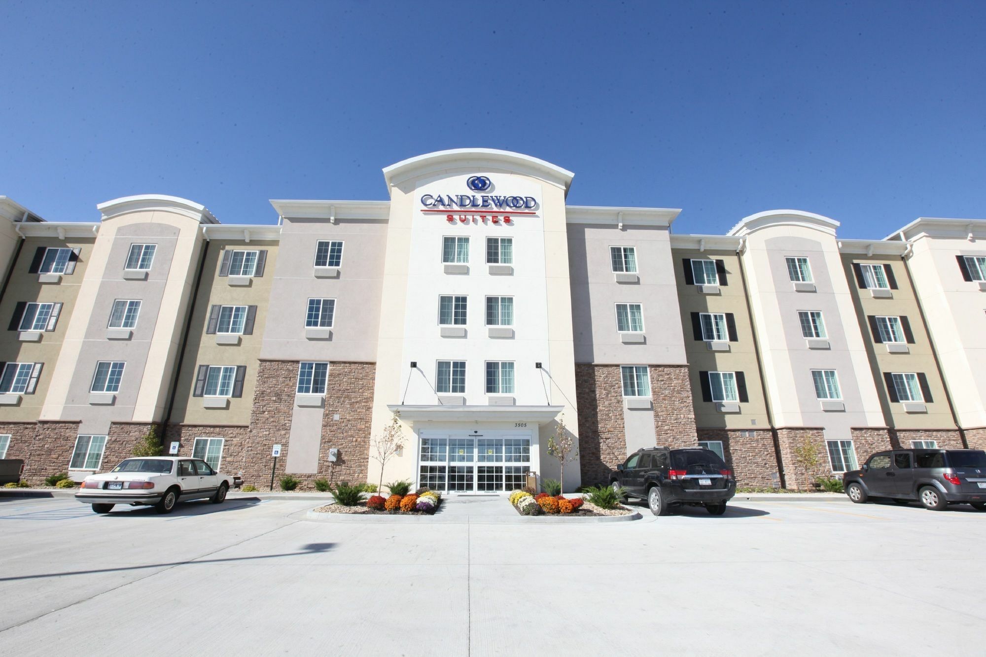 Candlewood Suites Saint Joseph By Ihg Экстерьер фото